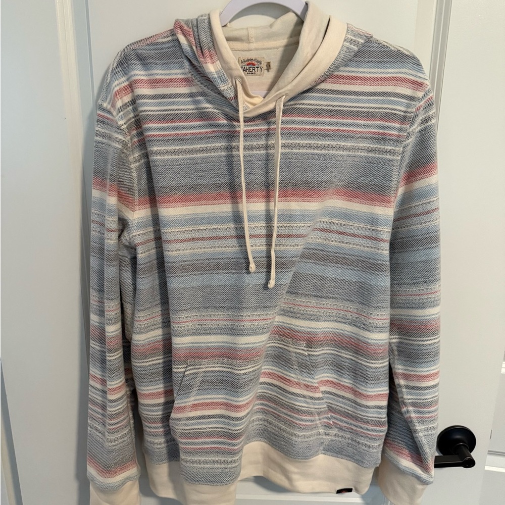 Byron Bay Hoodie Size L